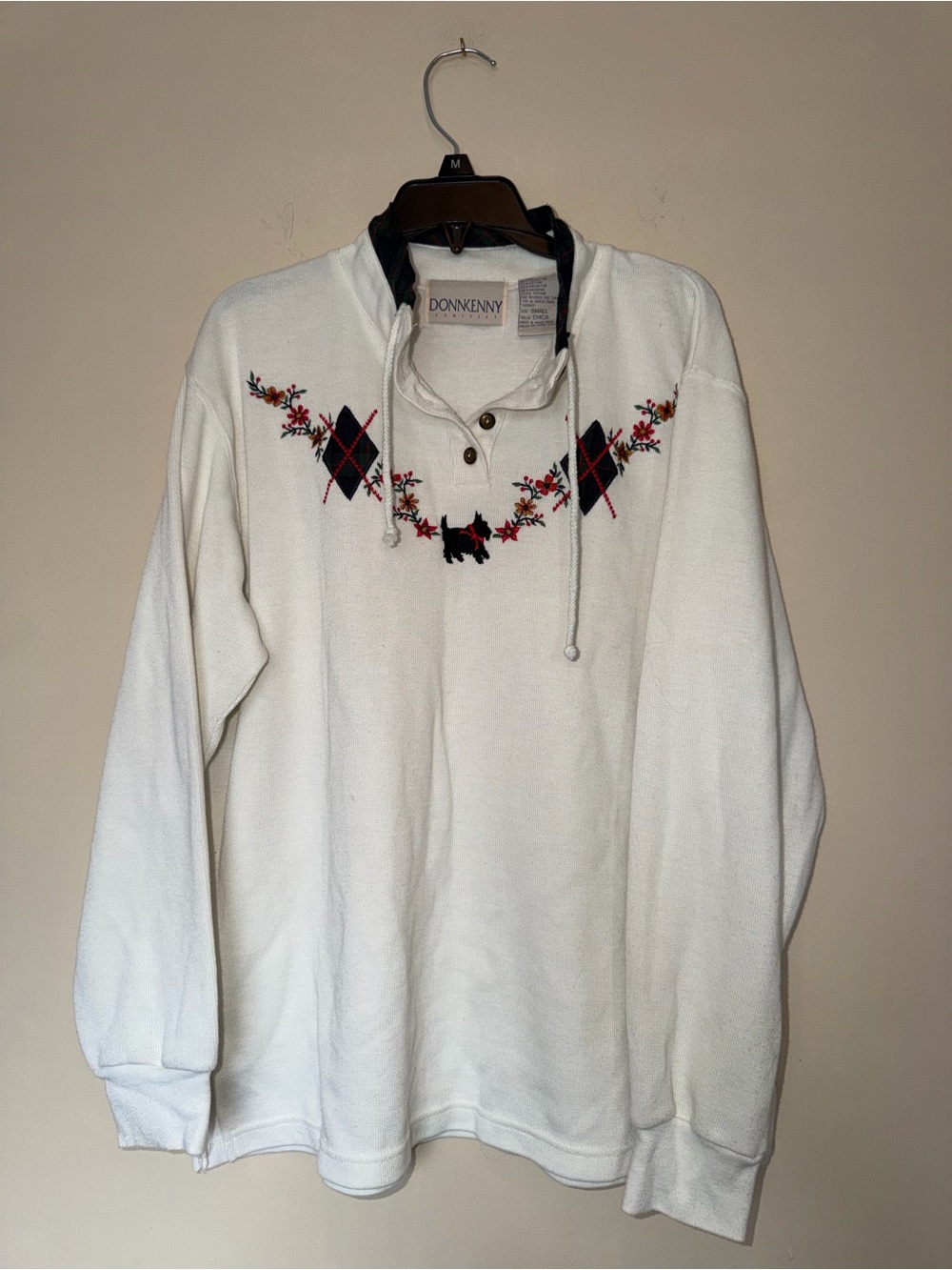 Cream Pullover Sweater with Embroidered Argyle
